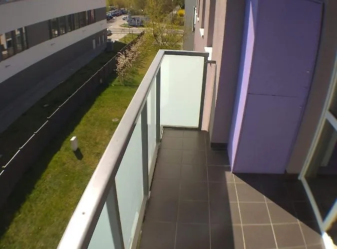 2060 Zwyciestwa 5g - Tanie W Apartamencie - Samodzielne Zameldowanie - Self Check In ポズナン