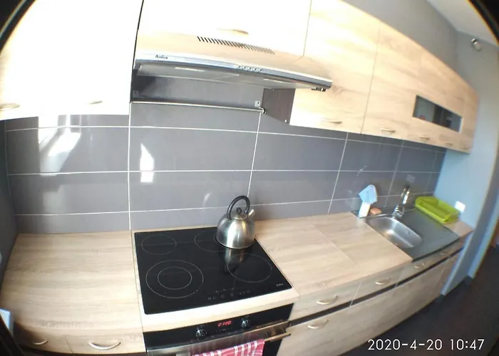 2060 Zwyciestwa 5g - Tanie W Apartamencie - Samodzielne Zameldowanie - Self Check In アパート