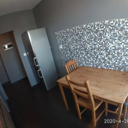 2060 Zwyciestwa 5g - Tanie W Apartamencie - Samodzielne Zameldowanie - Self Check In Lägenhet *